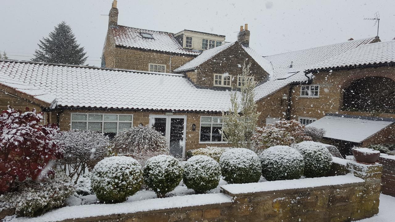 Cresswell Arms Hotel Malton Exterior photo